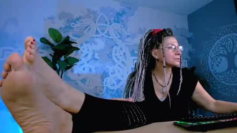 Frida Tander online show from October 11, 5:17 am