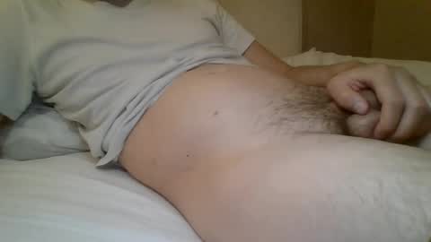 friendly_frank_18 online show from June 19, 10:57 pm