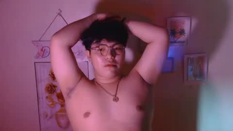 froi online show from March 30, 12:17 pm