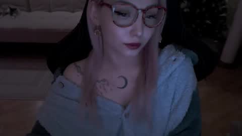 Lilith online show from February 10, 9:52 pm