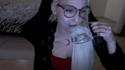 Lilith online show from May 22, 6:35 pm
