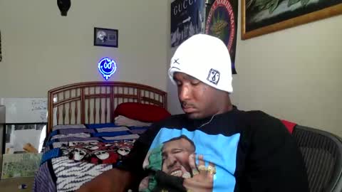 Snapshot of fromthabac chatting on September 18, 4:09 pm fromthabac online show from September 18, 4:09 pm