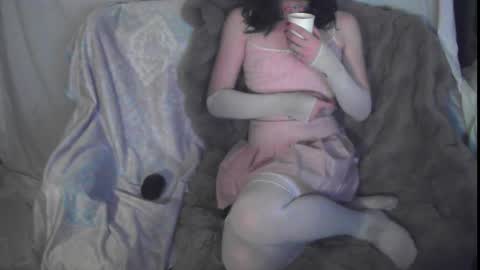 Snapshot of frostyboi20 chatting on February 12, 3:07 pm frostyboi20 online show from February 12, 3:07 pm