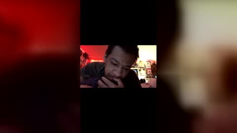 Snapshot of frozen232 chatting on April 3, 7:34 pm Fabian online show from April 3, 7:34 pm