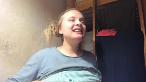 Snapshot of frumcake chatting on December 26, 2:01 am FrumCake online show from December 26, 2:01 am