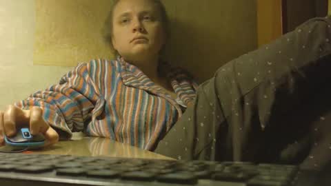 FrumCake online show from December 22, 12:40 am