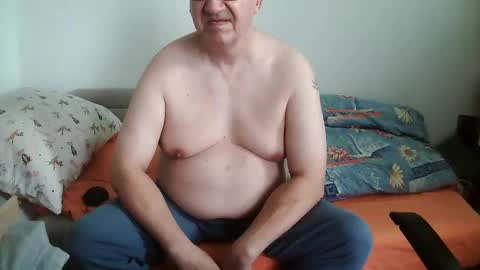 Snapshot of frycxxx chatting on March 9, 8:51 am frycxxx online show from March 9, 8:51 am