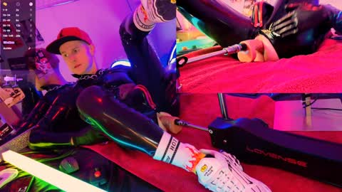 Snapshot of fuc71 chatting on January 26, 8:23 pm fuc71 online show from January 26, 8:23 pm