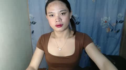 Snapshot of fuchsia_love chatting on September 30, 2:44 pm HI IM RONA DONT FORGET GIVE ME THUMBS UP AND JOIN TO MY FANCLUB online show from September 30, 2:44 pm