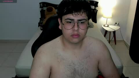 uwu online show from March 31, 12:34 am