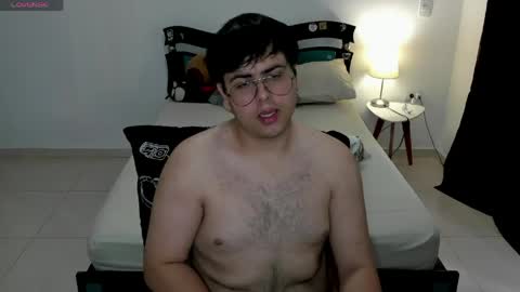 uwu online show from March 31, 8:42 pm