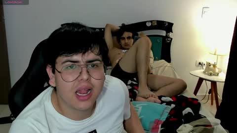 uwu online show from April 8, 10:21 pm