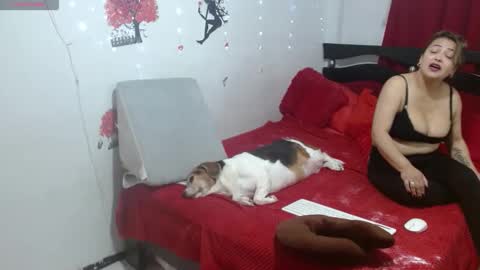 Snapshot of fuck_me_dirty chatting on February 25, 3:05 am fuck_me_dirty online show from February 25, 3:05 am