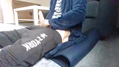 Snapshot of fuckbeatb chatting on October 14, 10:27 am fuckbeatb online show from October 14, 10:27 am