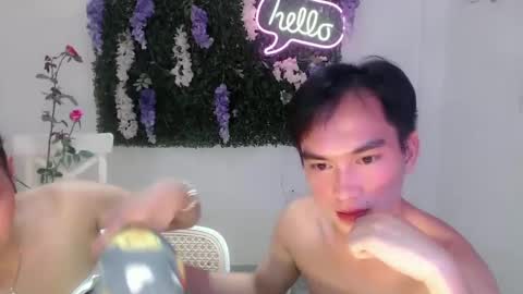 Snapshot of fuckboy_zachxx chatting on February 14, 11:31 am online show from February 14, 11:31 am