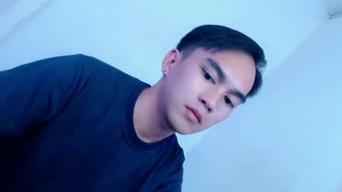 Snapshot of fuckboy_zachxx chatting on February 20, 4:03 pm online show from February 20, 4:03 pm