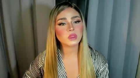 R A I N M O R A L E S  G M A I L . C O M online show from March 15, 1:39 pm