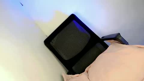 Snapshot of fuckerjenny8 chatting on February 26, 7:18 am sweetyJENNY online show from February 26, 7:18 am