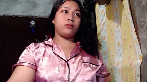 ITS ME CRYSTAL online show from April 22, 3:09 am