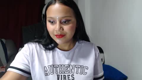 Snapshot of fucking_temptation1 chatting on February 23, 4:50 am Mia and Gary online show from February 23, 4:50 am