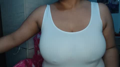 Snapshot of fucking_temptation1 chatting on October 7, 2:20 am Mia and Gary online show from October 7, 2:20 am