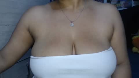 Snapshot of fucking_temptation1 chatting on October 21, 3:07 am Mia and Gary online show from October 21, 3:07 am