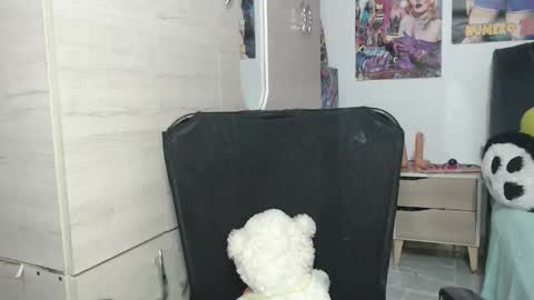 Snapshot of fucking_temptation1 chatting on November 13, 1:48 am Mia and Gary online show from November 13, 1:48 am