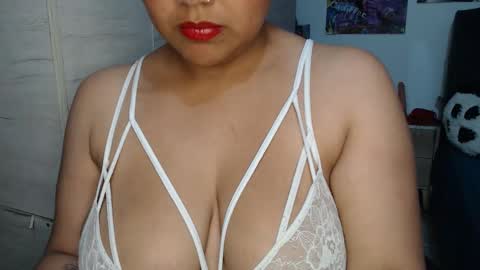 Snapshot of fucking_temptation1 chatting on November 28, 1:41 am Mia and Gary online show from November 28, 1:41 am