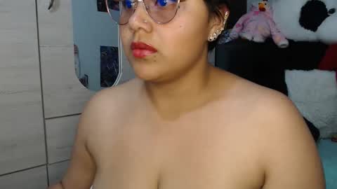 Snapshot of fucking_temptation1 chatting on December 19, 2:51 am Mia and Gary online show from December 19, 2:51 am