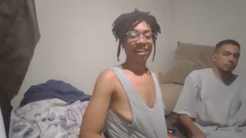 Snapshot of fuckitwehere chatting on March 30, 1:17 am fuckitwehere online show from March 30, 1:17 am