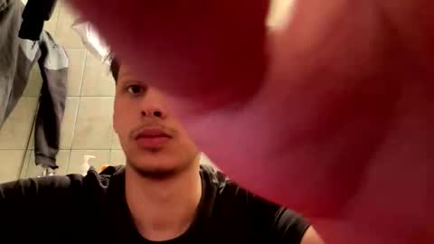 Snapshot of fuckmales21 chatting on September 28, 11:32 pm fuckmales21 online show from September 28, 11:32 pm