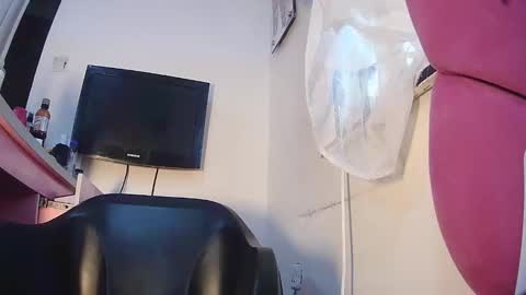 Snapshot of fuckmehot4 chatting on September 13, 8:03 am fuckmehot4 online show from September 13, 8:03 am