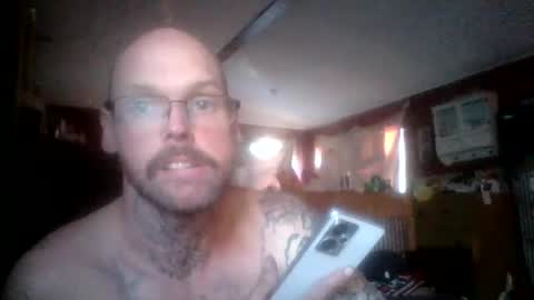 Snapshot of fucksogood43 chatting on November 15, 8:27 pm fucksogood43 online show from November 15, 8:27 pm