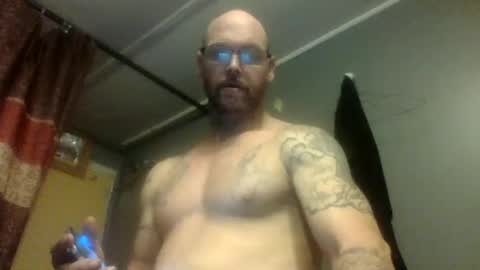 Snapshot of fucksogood43 chatting on November 16, 9:15 am fucksogood43 online show from November 16, 9:15 am