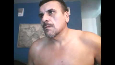 Snapshot of fuegolento22 chatting on January 6, 10:12 pm fuego1ento22 online show from January 6, 10:12 pm