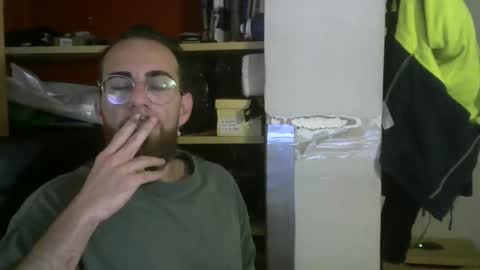 Snapshot of fuerte440 chatting on October 15, 8:03 am fuerte440 online show from October 15, 8:03 am