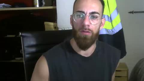 Snapshot of fuerte440 chatting on November 17, 10:21 am fuerte440 online show from November 17, 10:21 am