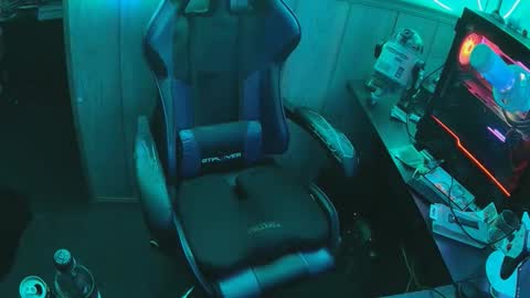 fufupop online show from December 16, 10:15 pm