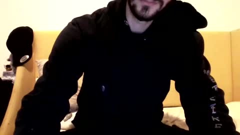 Snapshot of fulcrumya chatting on November 11, 10:32 pm fulcrumya online show from November 11, 10:32 pm