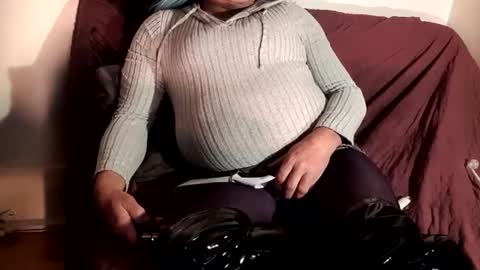 Pizzaz online show from October 10, 3:22 pm