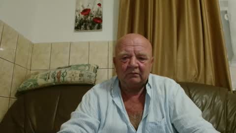 fullballs6 online show from September 16, 1:06 am