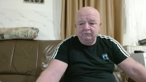 fullballs6 online show from February 15, 3:14 am