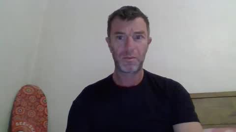 funaussieguy80 online show from April 21, 10:34 pm
