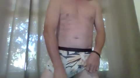 funaussieguy80 online show from April 27, 11:14 pm