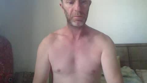funaussieguy80 online show from July 26, 2:09 am
