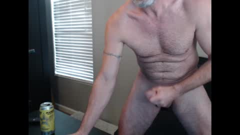 Snapshot of funfitmalelv2 chatting on January 7, 4:37 pm funfitmalelv2 online show from January 7, 4:37 pm