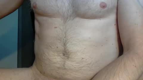 funguy1979100 online show from May 23, 11:47 am