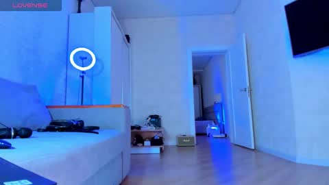 Just yours blondi 3 online show from September 20, 1:23 pm