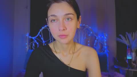 Tiffany online show from September 17, 11:28 pm