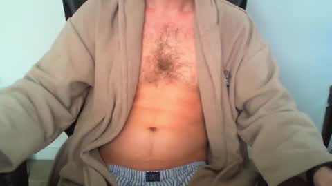 YWhiteNiceMan online show from June 15, 10:17 am